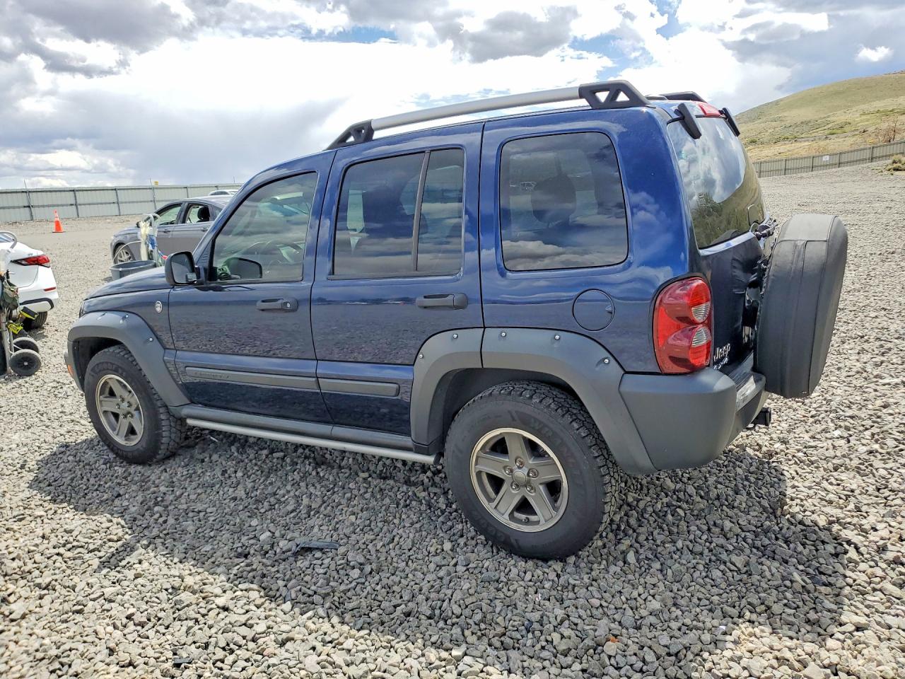 2005 JEEP LIBERTY RENEGADE photo 4