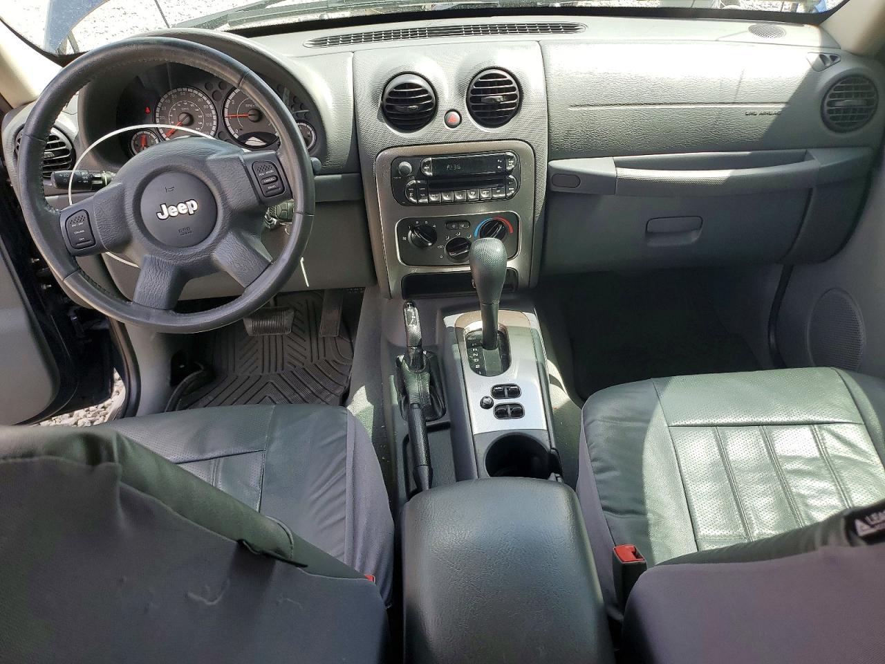 2005 JEEP LIBERTY RENEGADE photo 22
