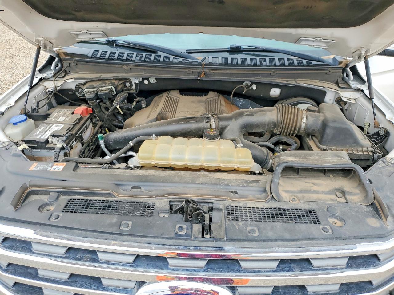 2018 FORD EXPEDITION XLT photo 12