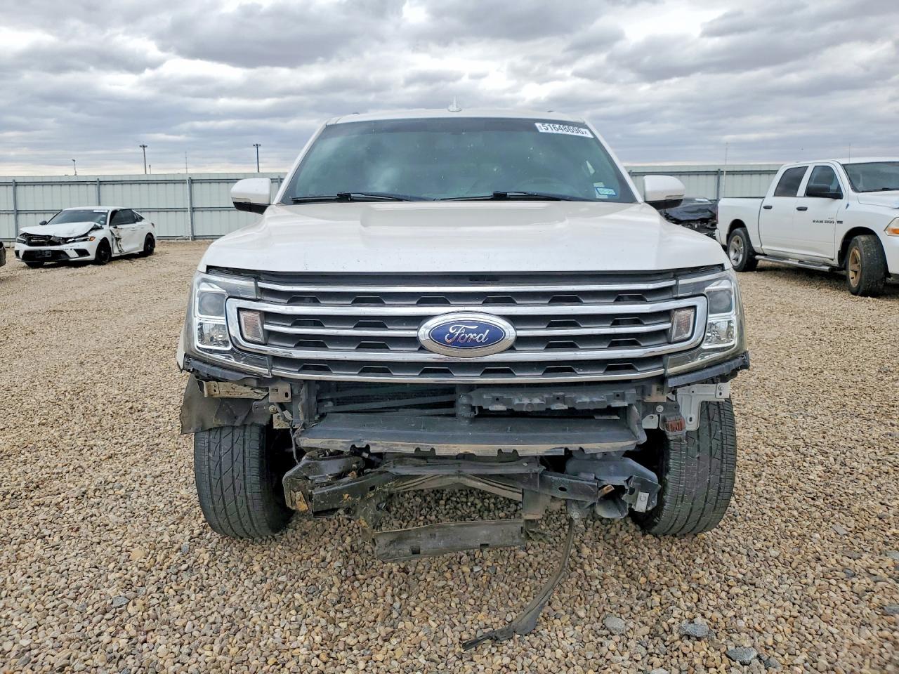 2018 FORD EXPEDITION XLT photo 5