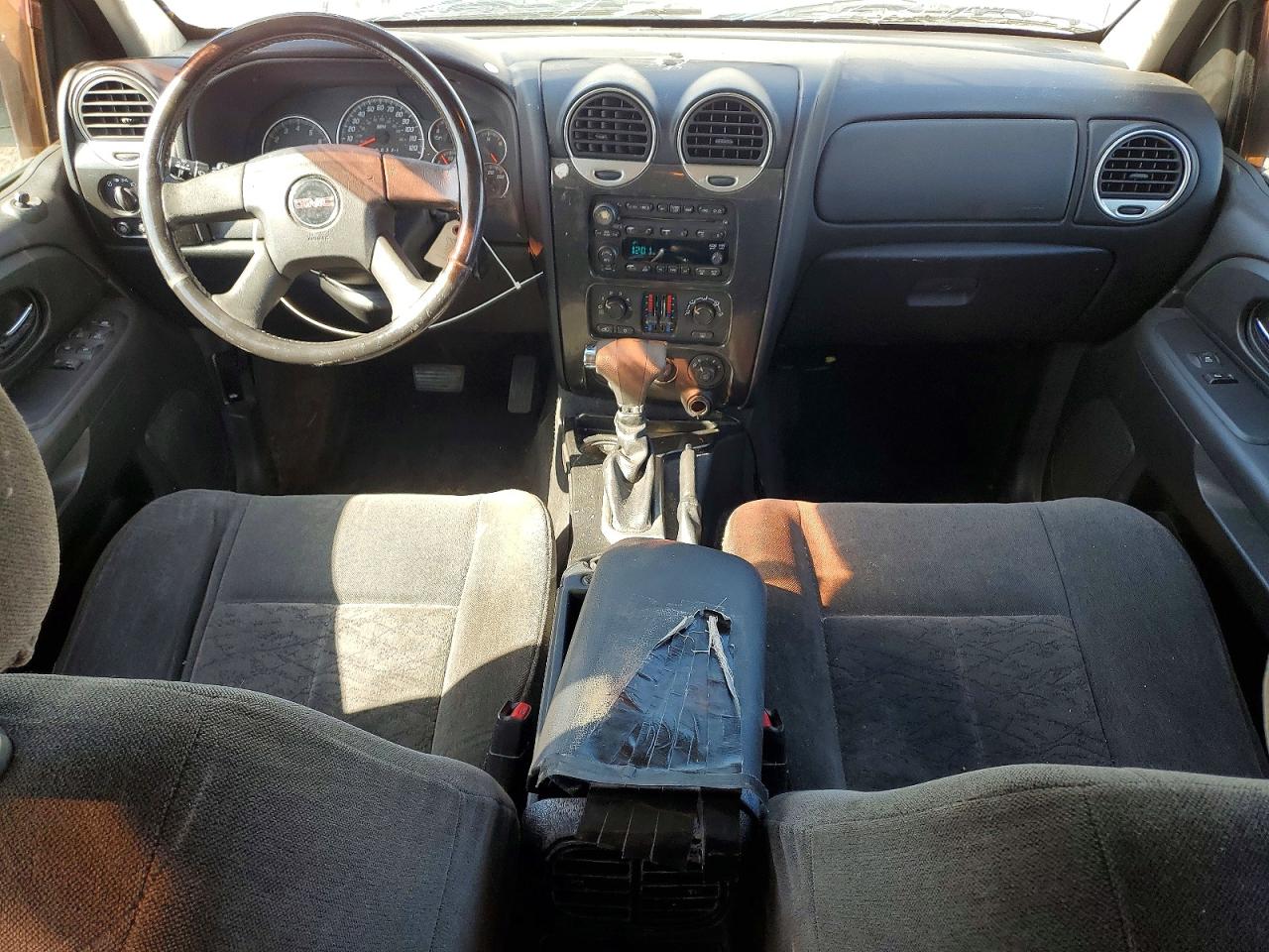 2006 GMC ENVOY photo 8