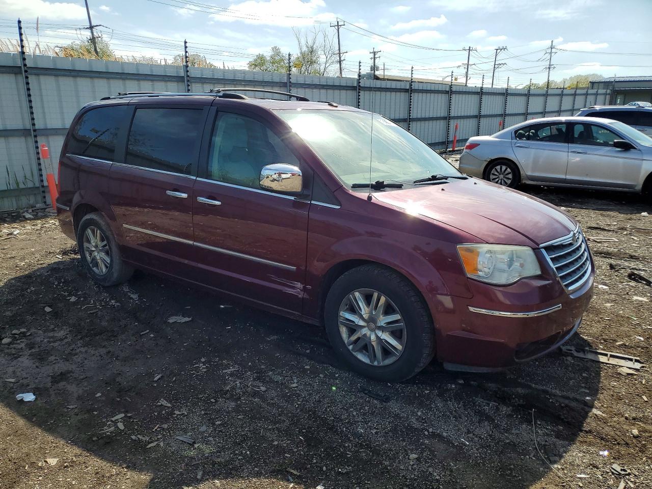 2008 CHRYSLER TOWN & COUNTRY LIMITED photo 4