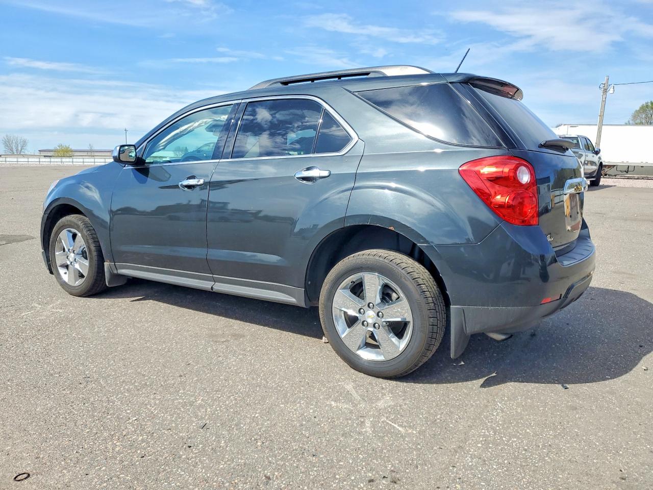 2014 CHEVROLET EQUINOX LT photo 2
