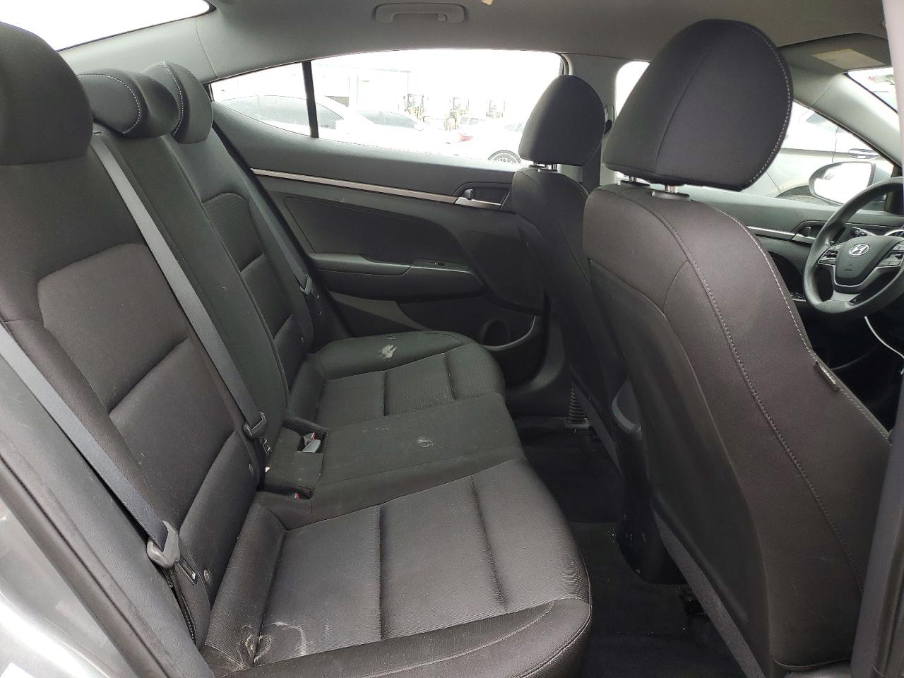 2018 HYUNDAI ELANTRA SE photo 10