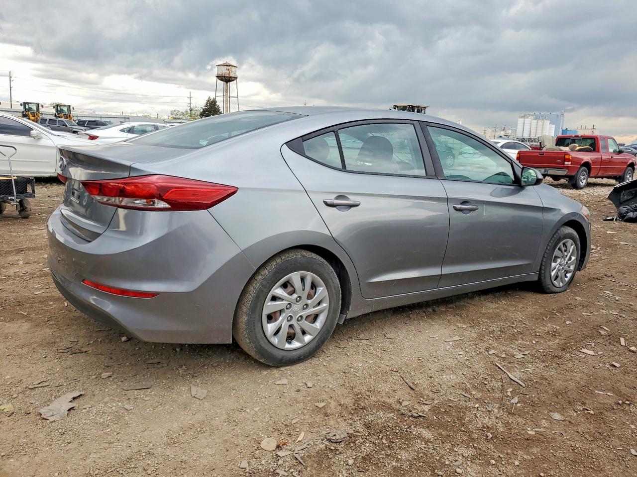 2018 HYUNDAI ELANTRA SE photo 3
