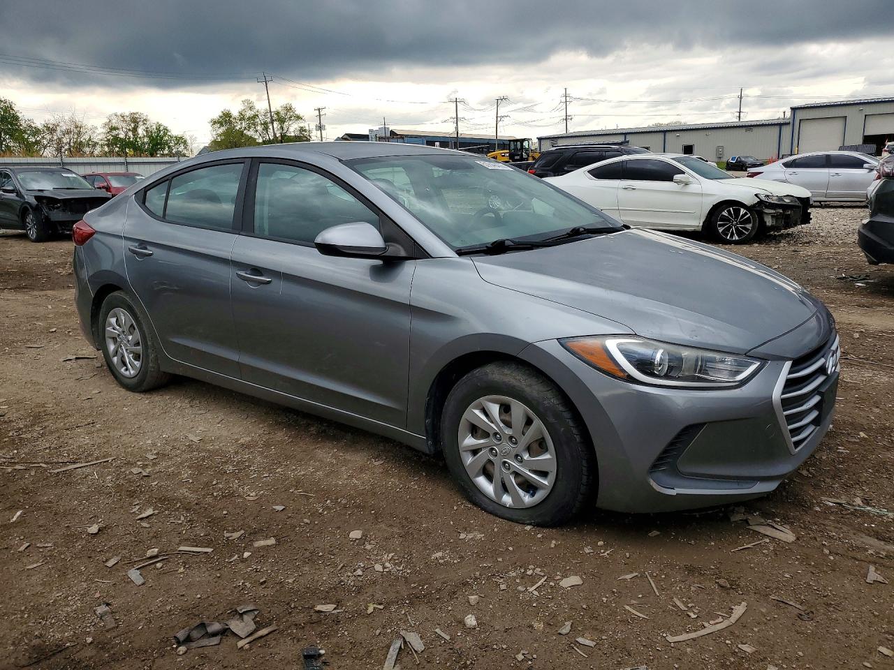 2018 HYUNDAI ELANTRA SE photo 4