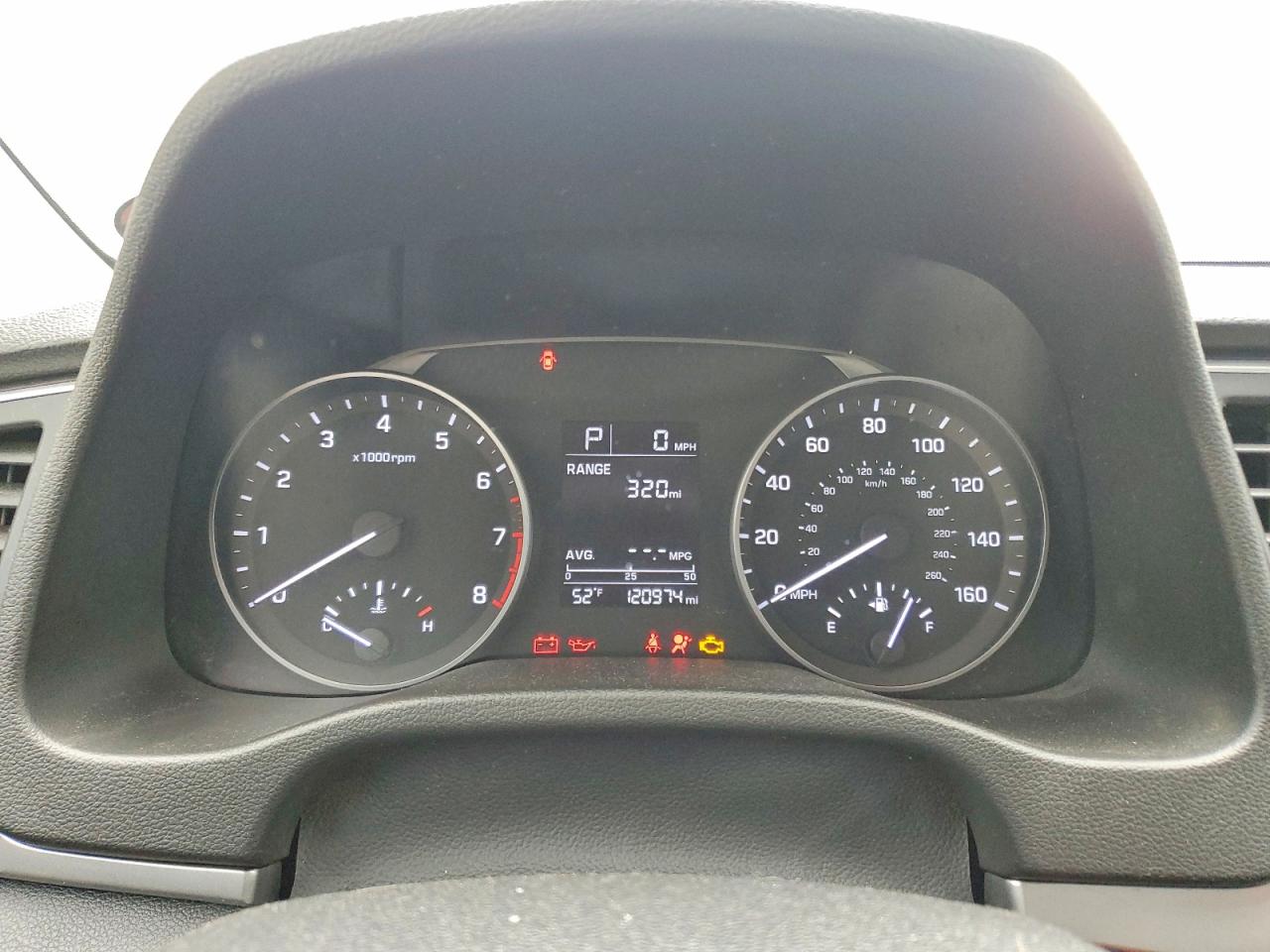 2018 HYUNDAI ELANTRA SE photo 9
