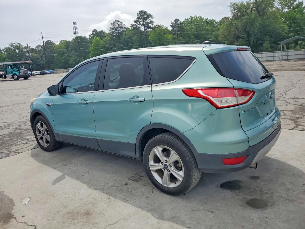 2013 FORD ESCAPE SE photo 4