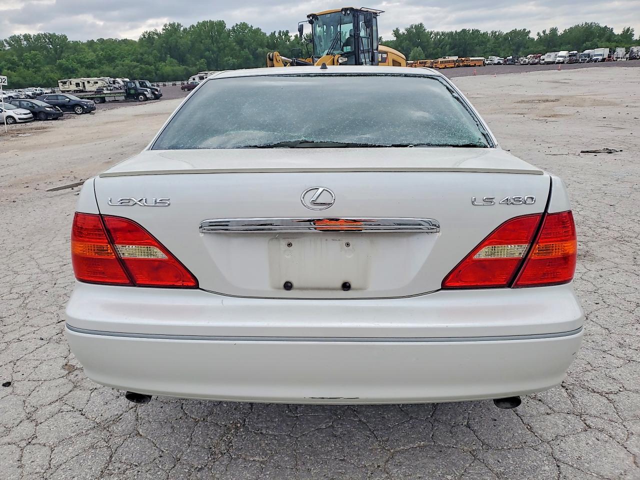 2002 LEXUS LS 430 photo 11