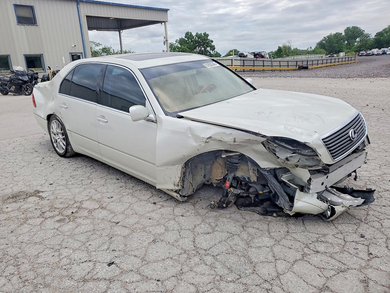 2002 LEXUS LS 430 photo 7