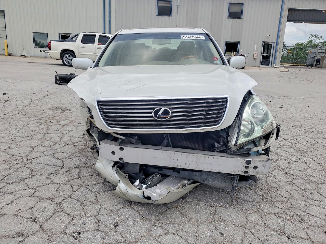 2002 LEXUS LS 430 photo 9