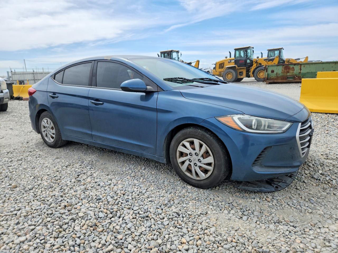 2017 HYUNDAI ELANTRA SE photo 4