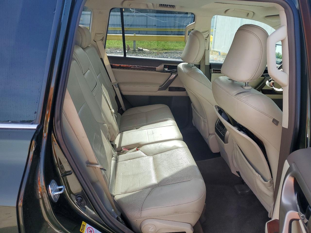 2010 LEXUS GX 460 photo 21