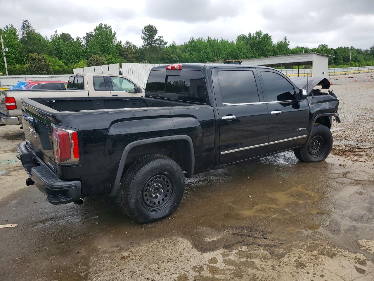 2017 GMC SIERRA K1500 DENALI photo 5