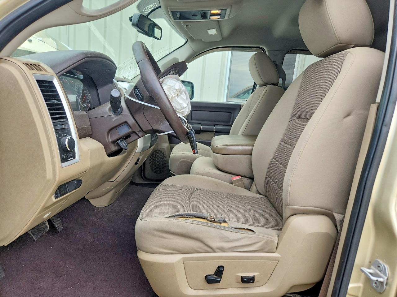 2011 DODGE RAM 1500 photo 19