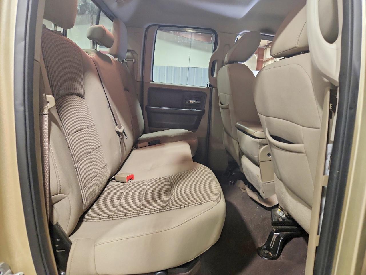 2011 DODGE RAM 1500 photo 28