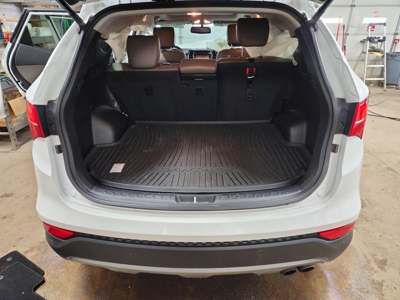 2015 HYUNDAI SANTA FE SPORT 2.0T photo 11