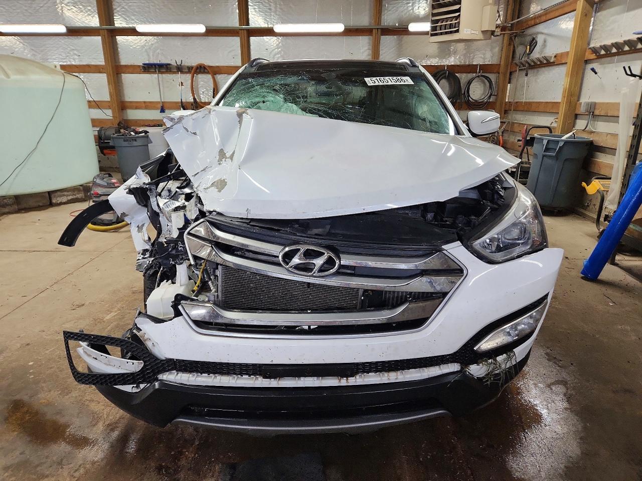 2015 HYUNDAI SANTA FE SPORT 2.0T photo 9