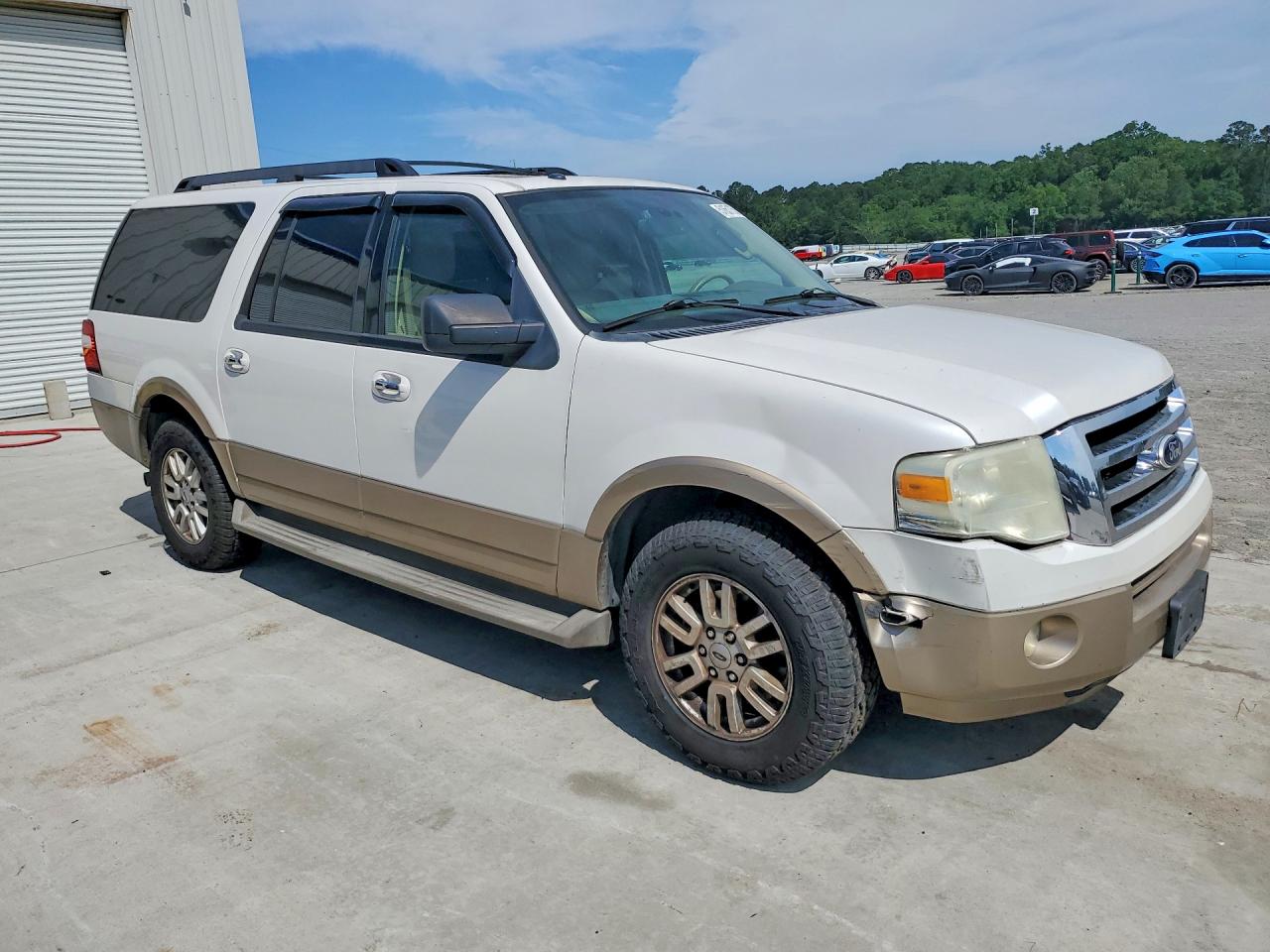 2012 FORD EXPEDITION EL XLT photo 10