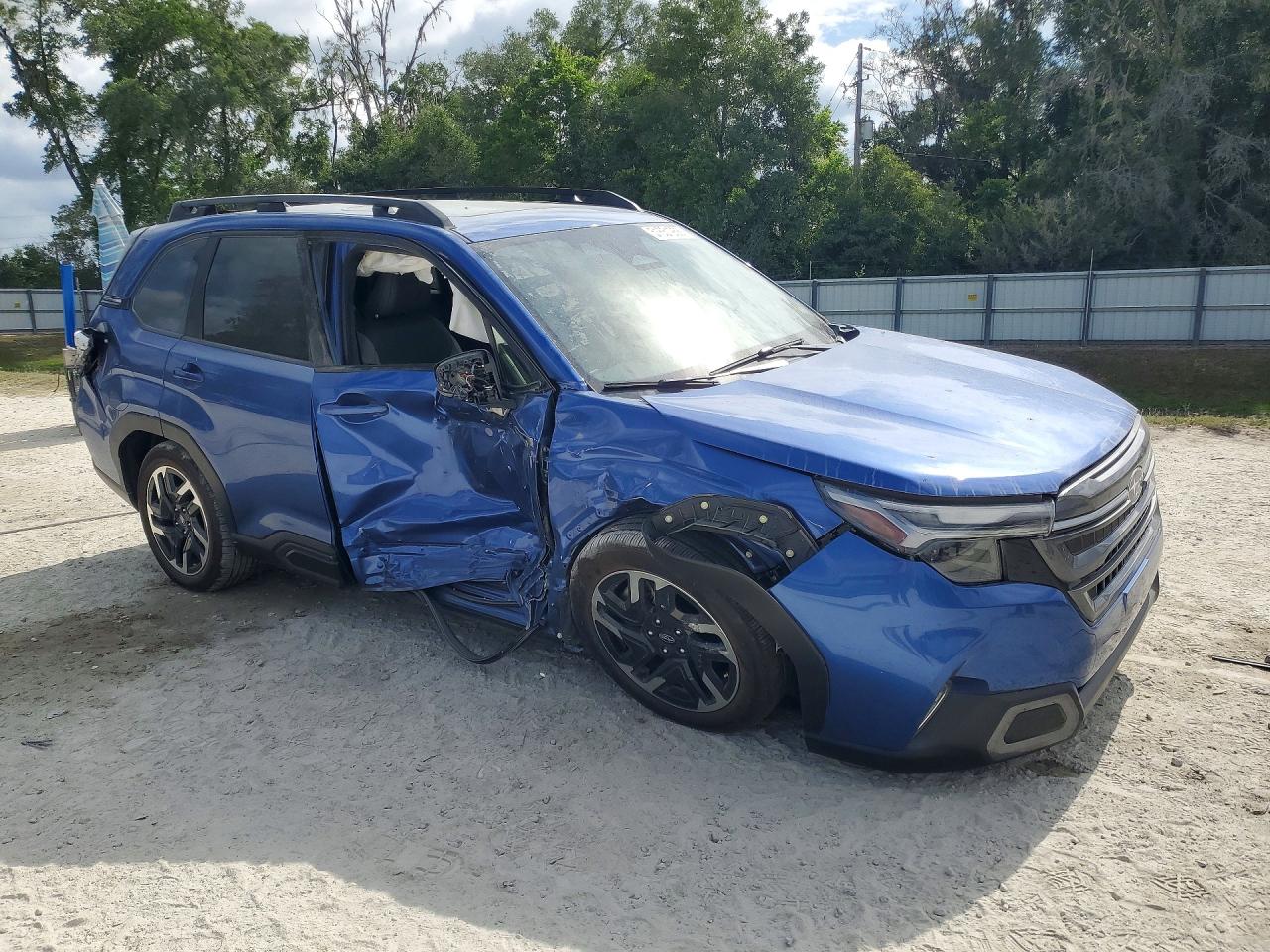 2025 SUBARU FORESTER LIMITED photo 10