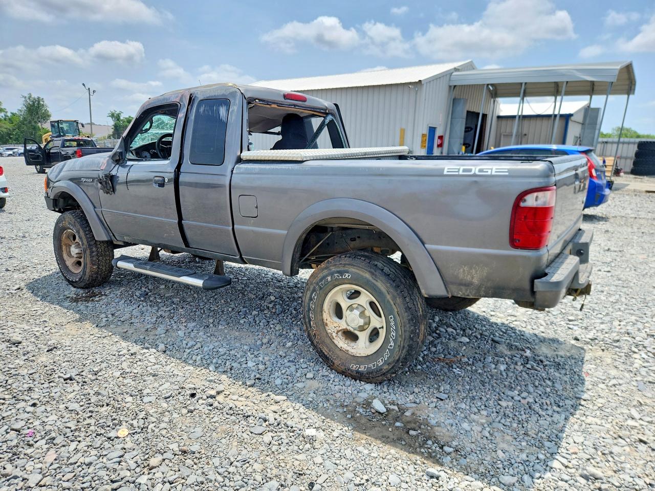 2004 FORD RANGER SUPER CAB photo 2