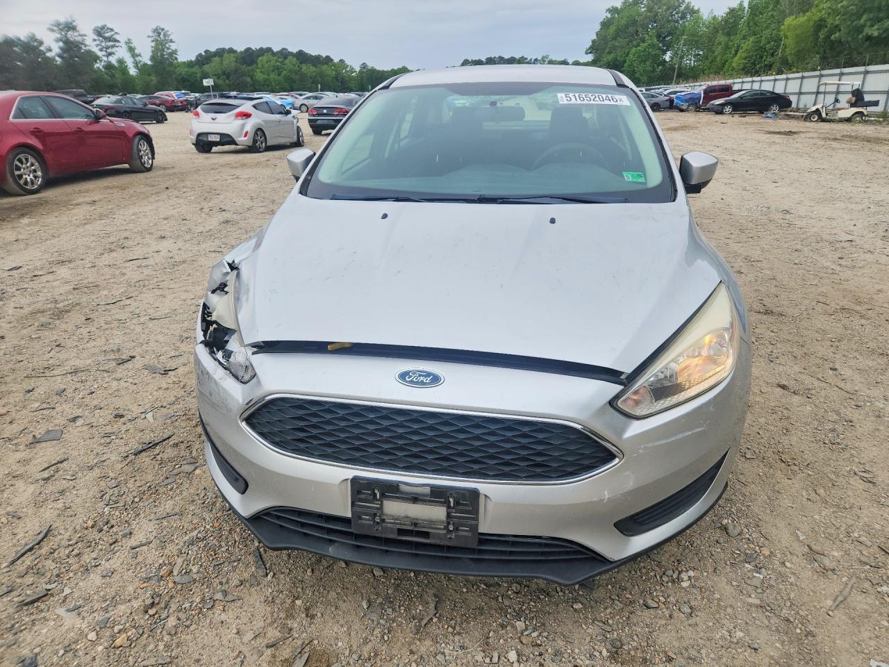 2018 FORD FOCUS SE photo 5
