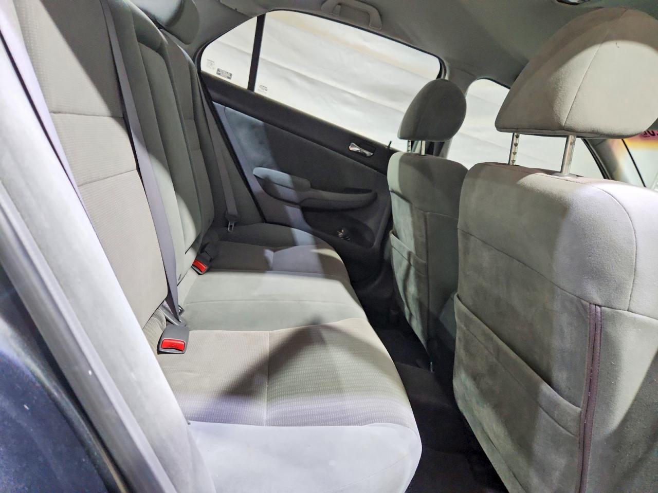 2003 HONDA ACCORD LX photo 19