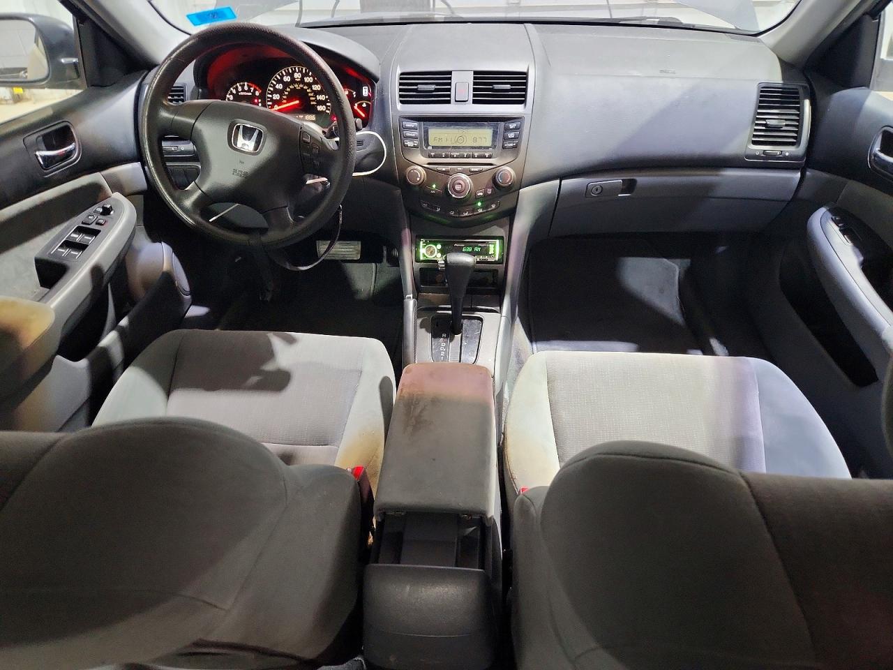 2003 HONDA ACCORD LX photo 15
