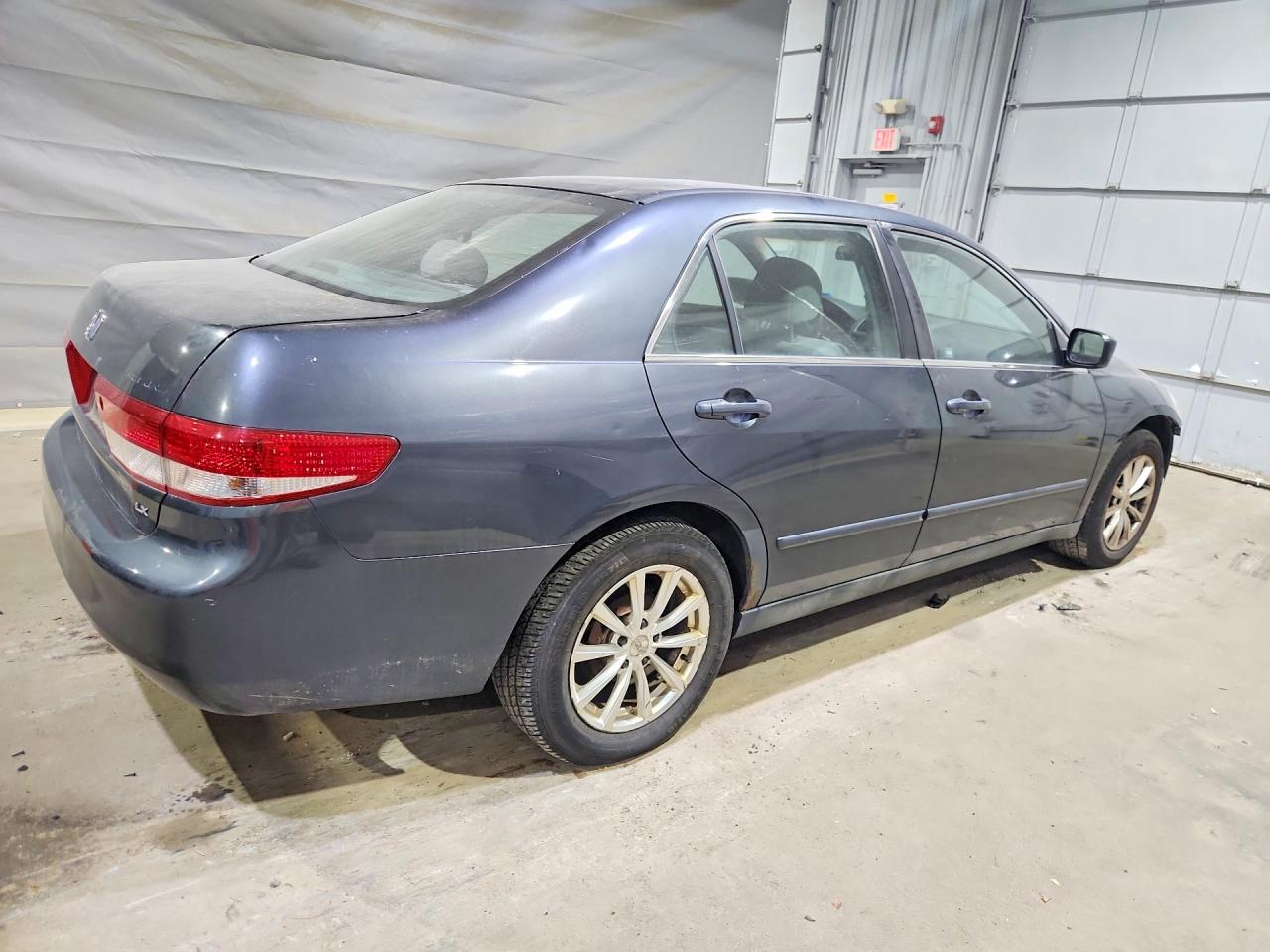 2003 HONDA ACCORD LX photo 5