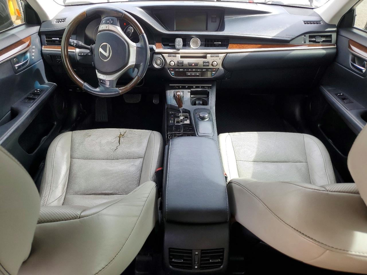 2013 LEXUS ES 350 photo 15
