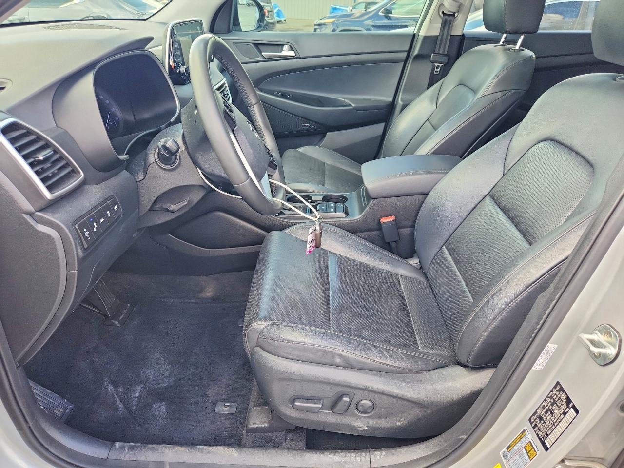 2019 HYUNDAI TUCSON photo 13