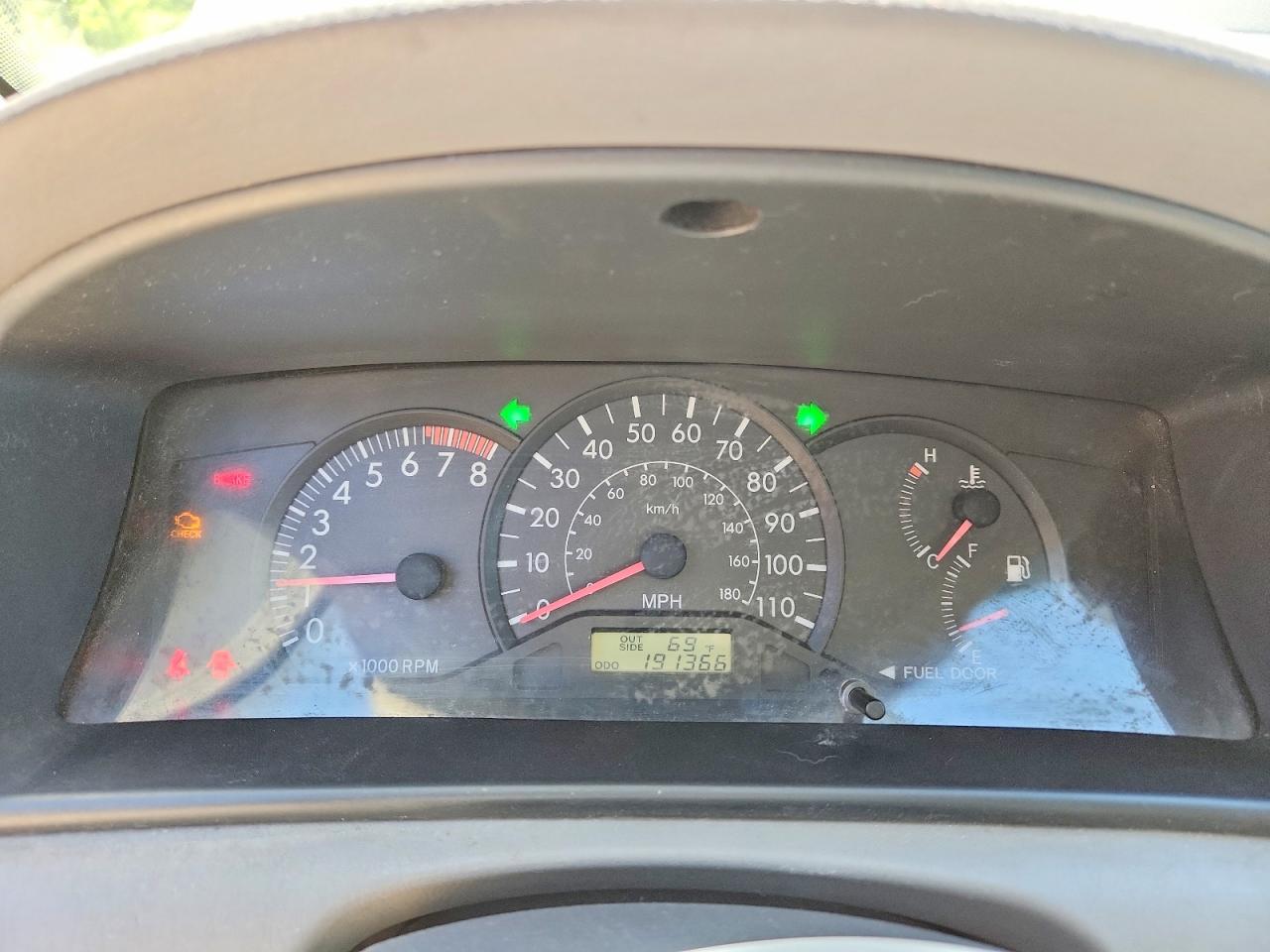 2006 TOYOTA COROLLA CE photo 9