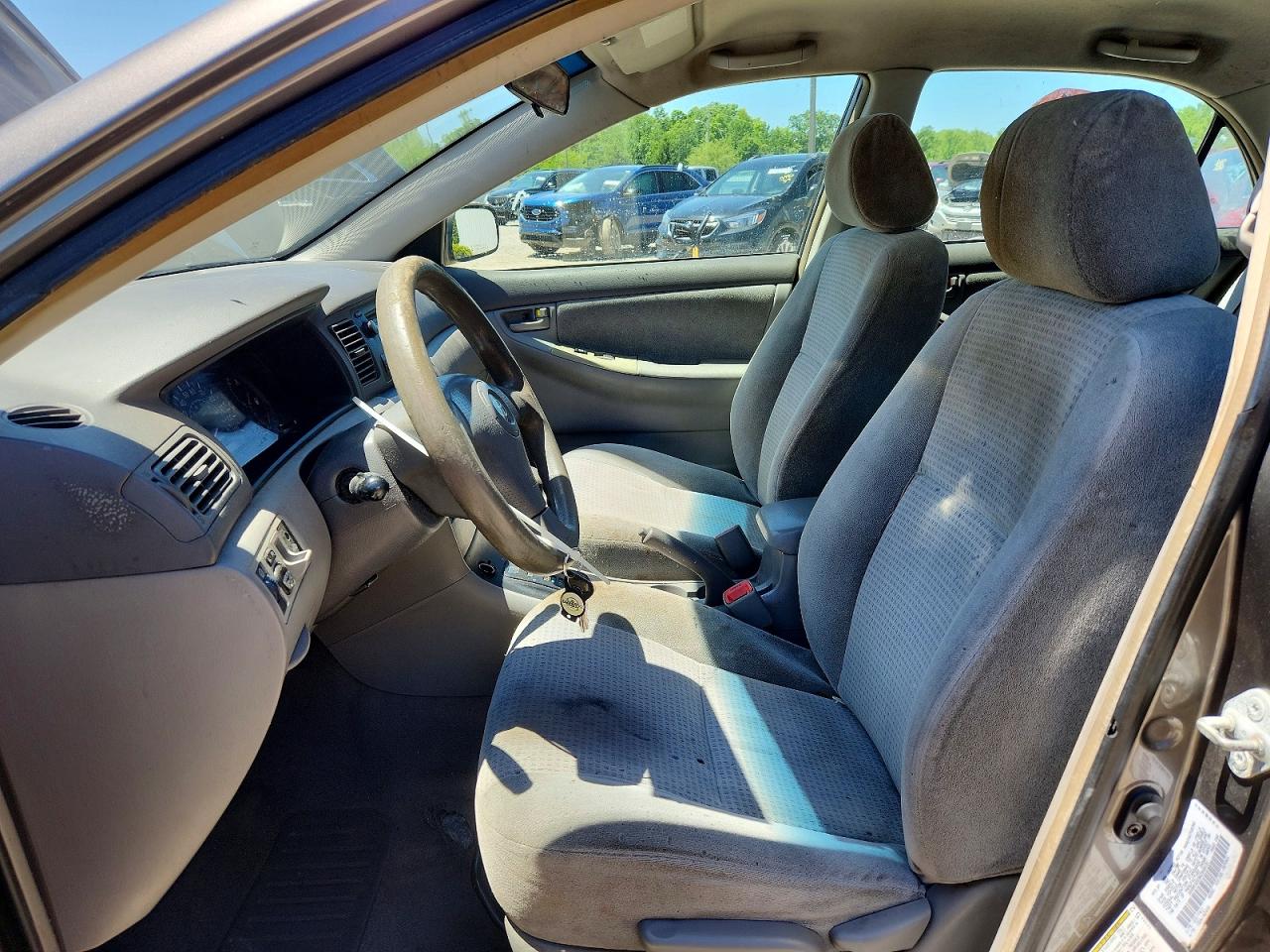 2006 TOYOTA COROLLA CE photo 7