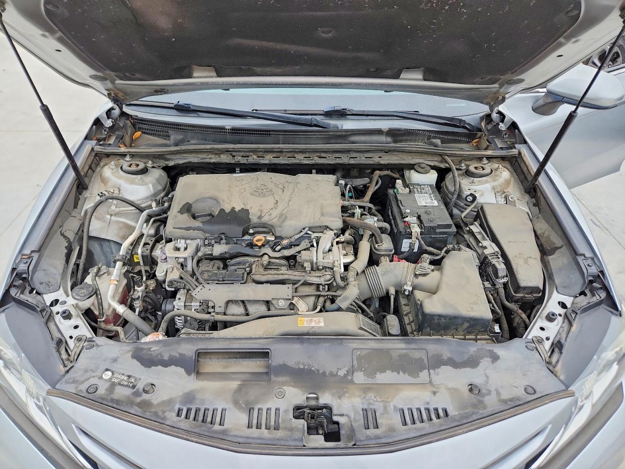 2020 TOYOTA CAMRY SE photo 11