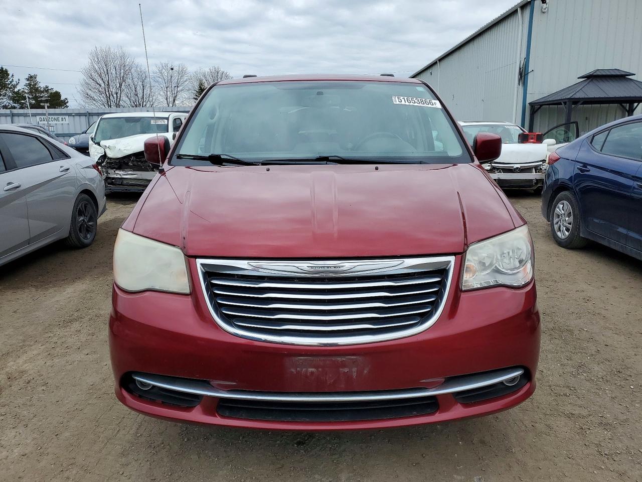 2012 CHRYSLER TOWN & COUNTRY TOURING photo 13