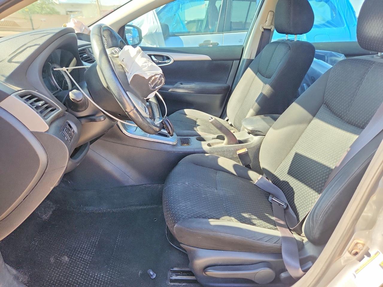 2013 NISSAN SENTRA S photo 6
