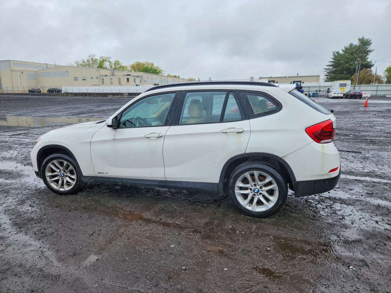 2015 BMW X1 XDRIVE28I photo 4