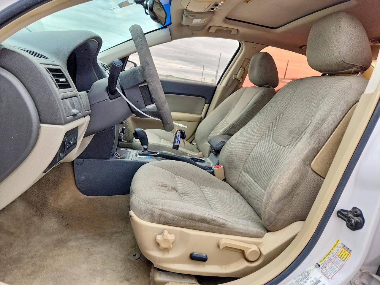2010 FORD FUSION SE photo 13