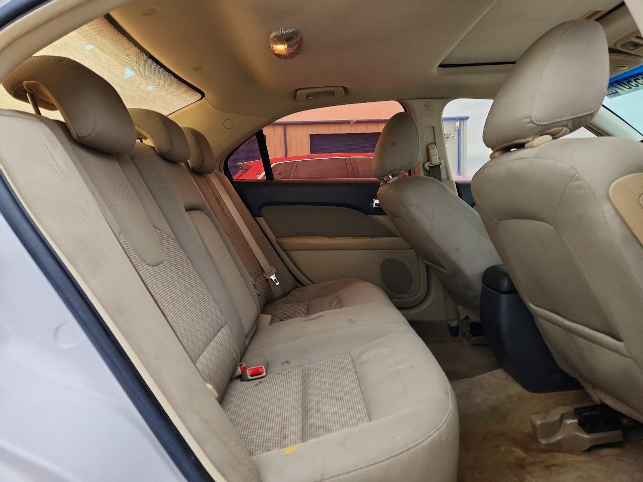2010 FORD FUSION SE photo 19