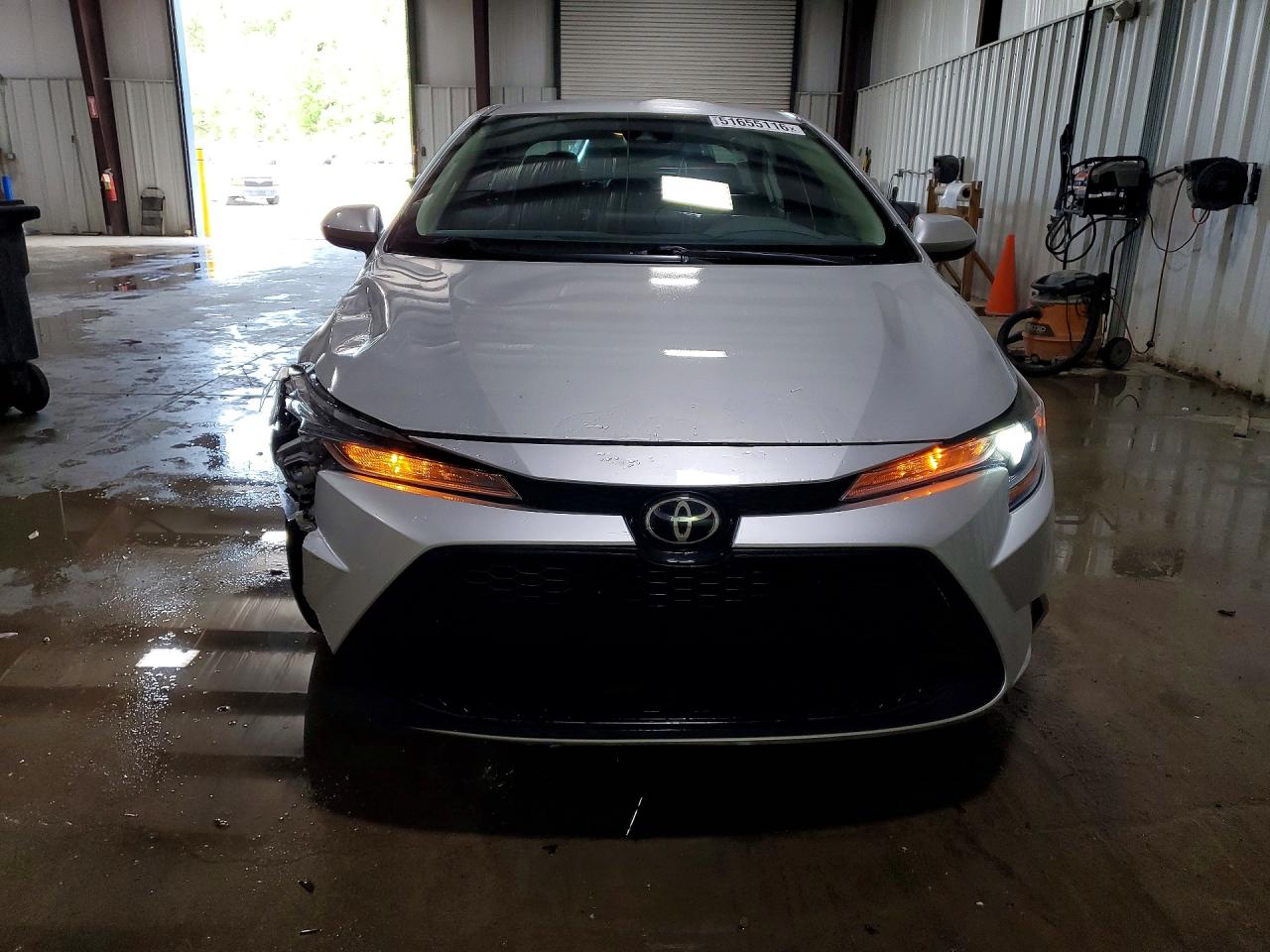 2021 TOYOTA COROLLA LE photo 9
