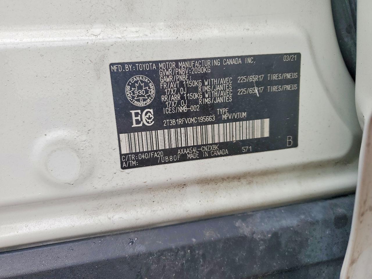 2021 TOYOTA RAV4 LE photo 25