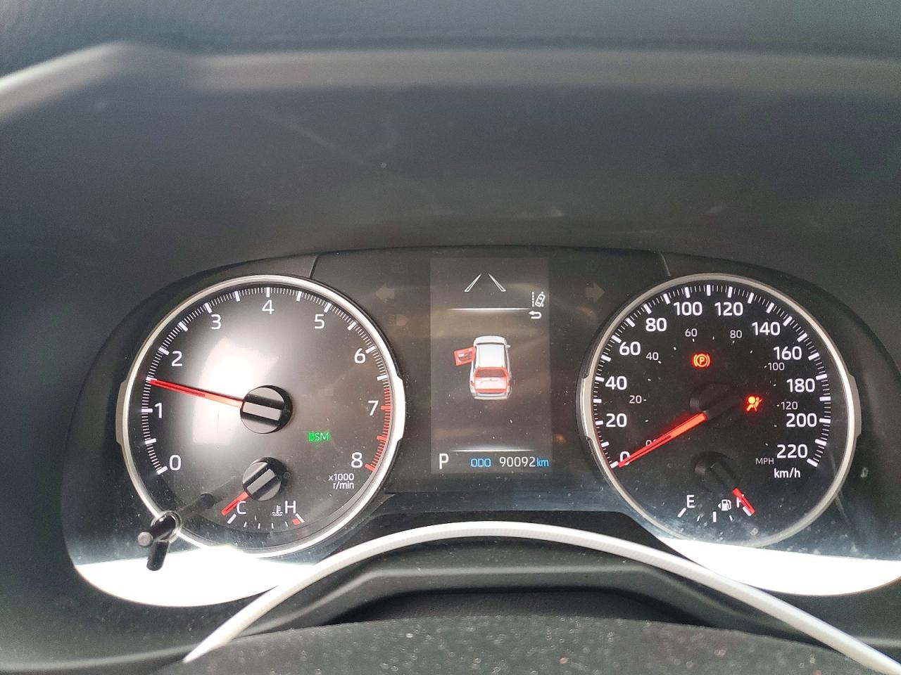 2021 TOYOTA RAV4 LE photo 17