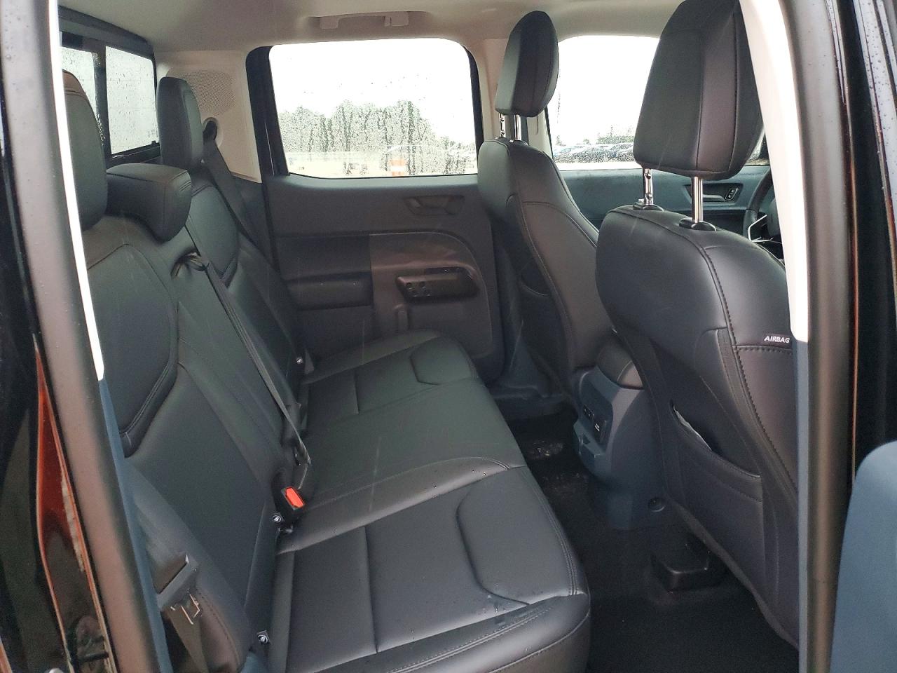 2025 FORD MAVERICK LARIAT photo 28