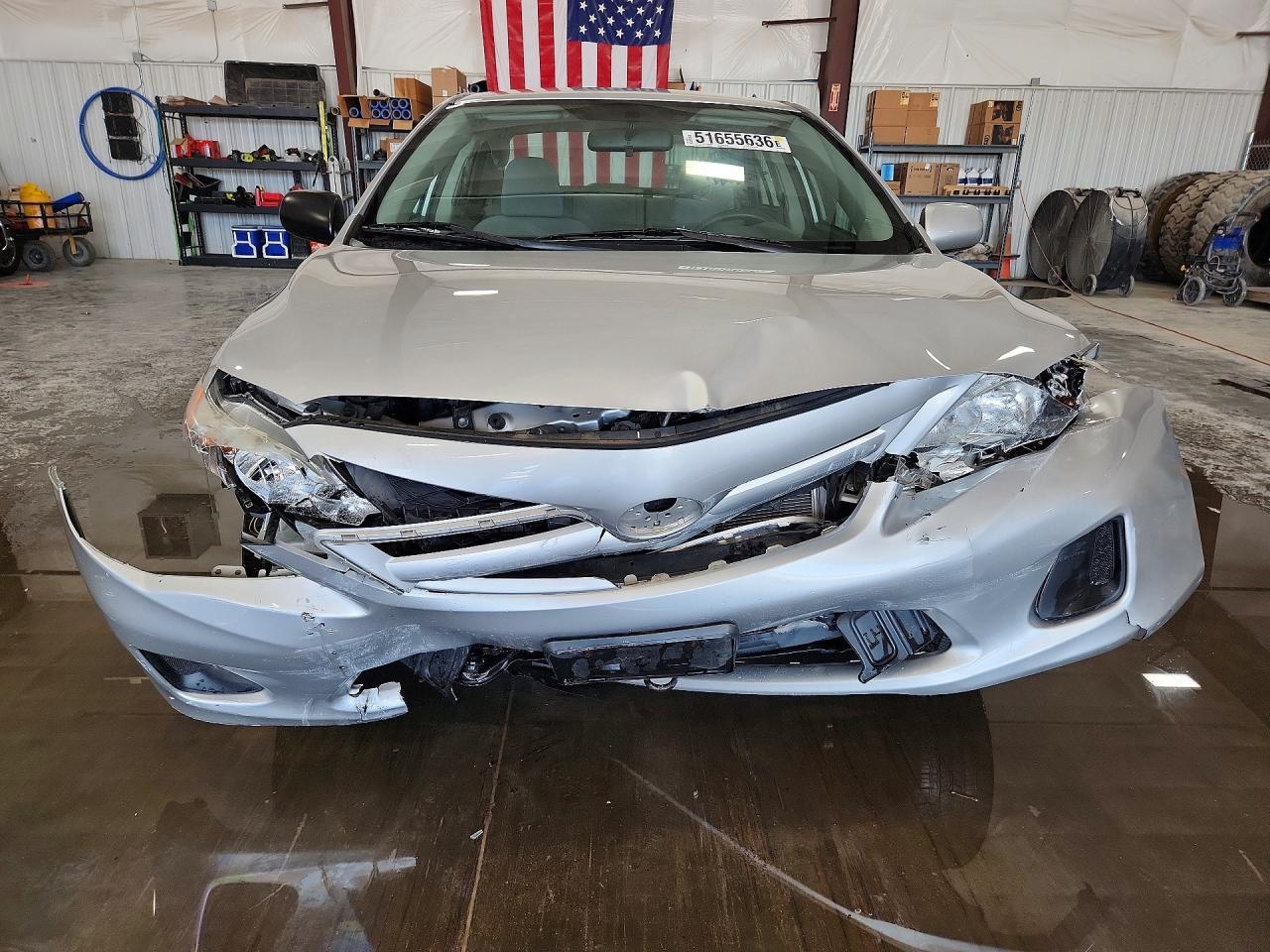 2012 TOYOTA COROLLA LE photo 9
