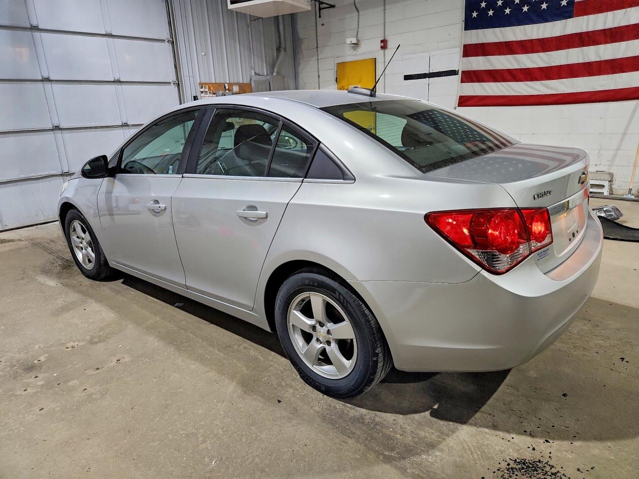 2015 CHEVROLET CRUZE LT photo 4