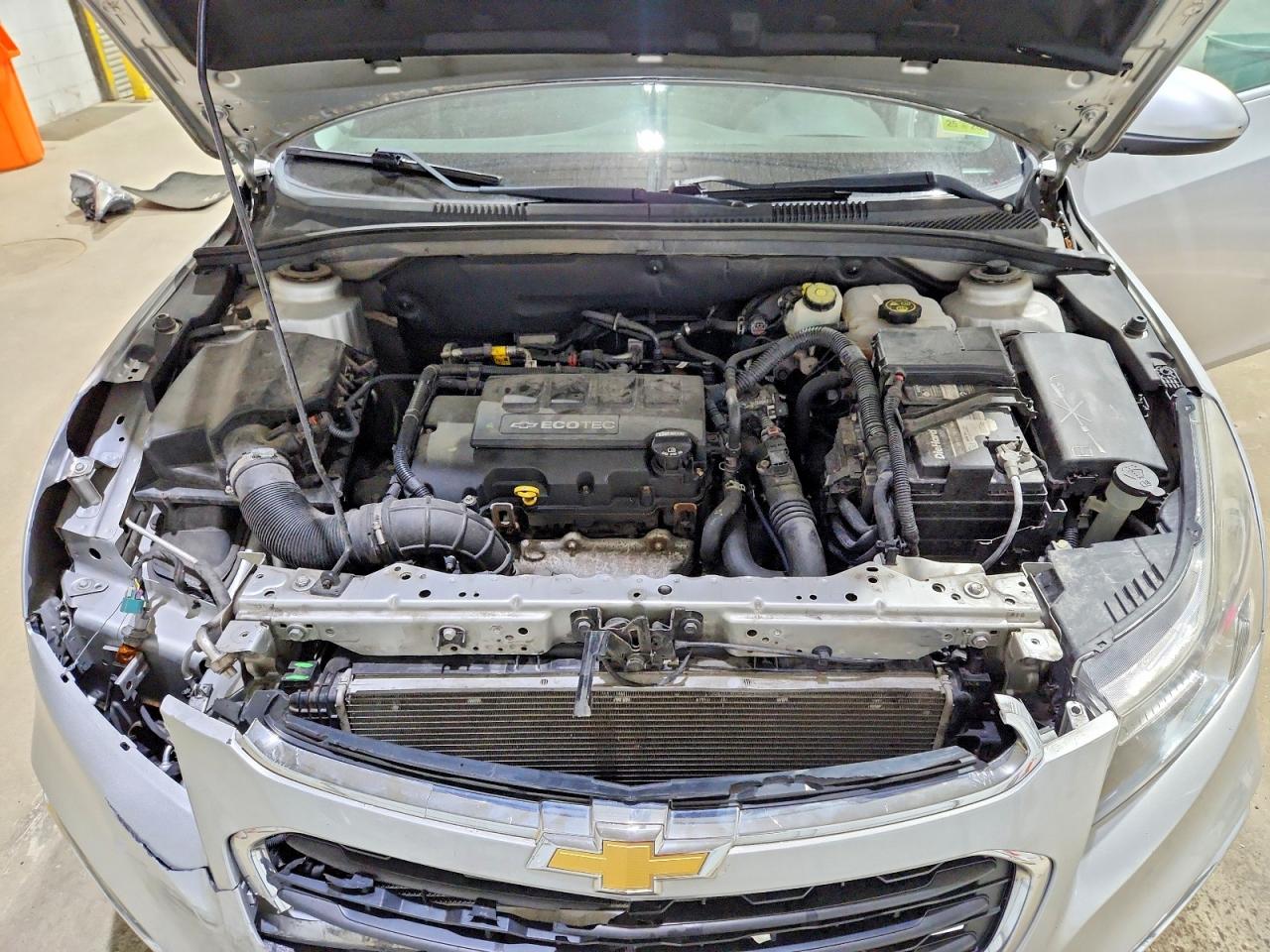 2015 CHEVROLET CRUZE LT photo 31