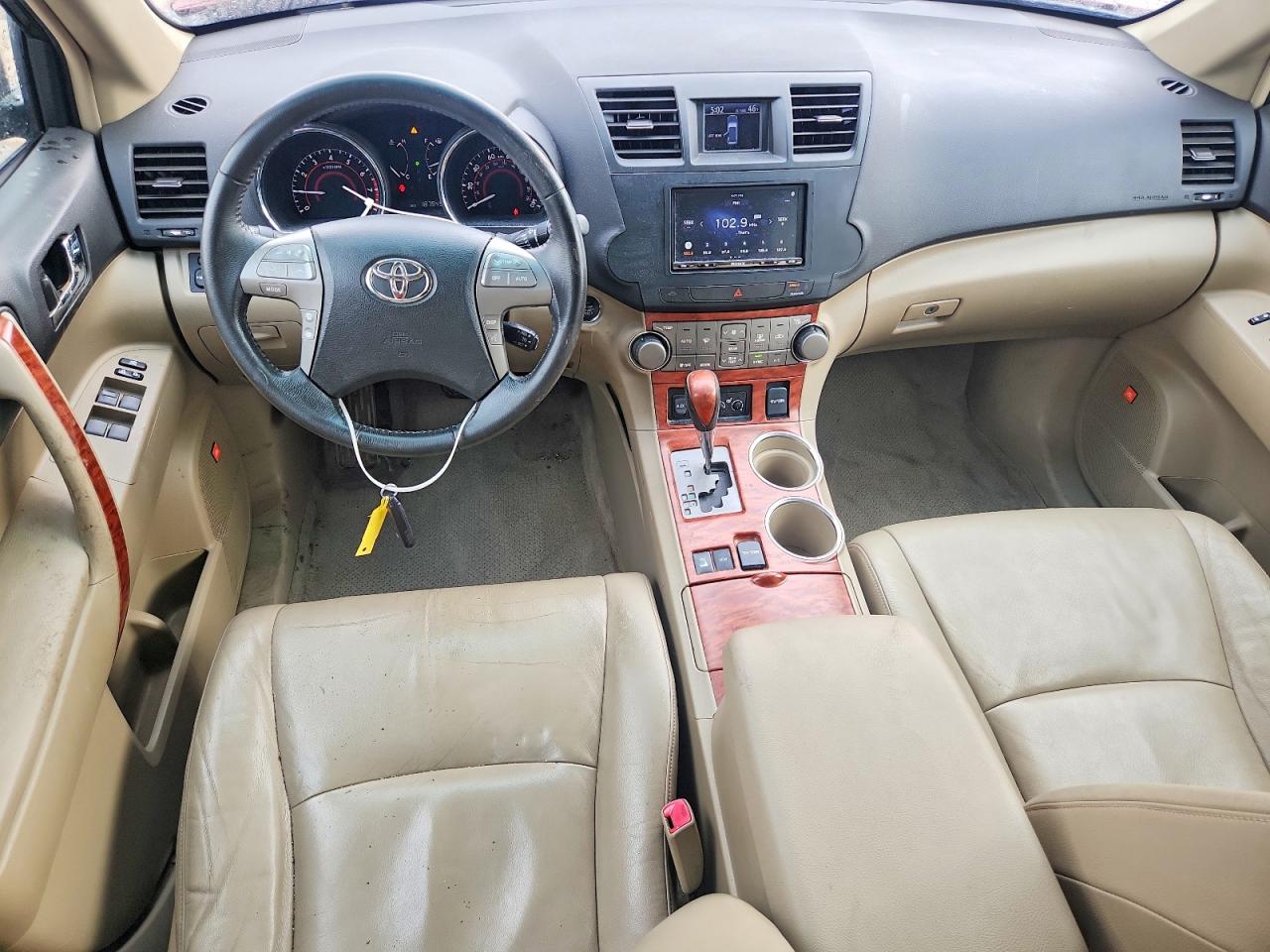 2008 TOYOTA HIGHLANDER LIMITED photo 8