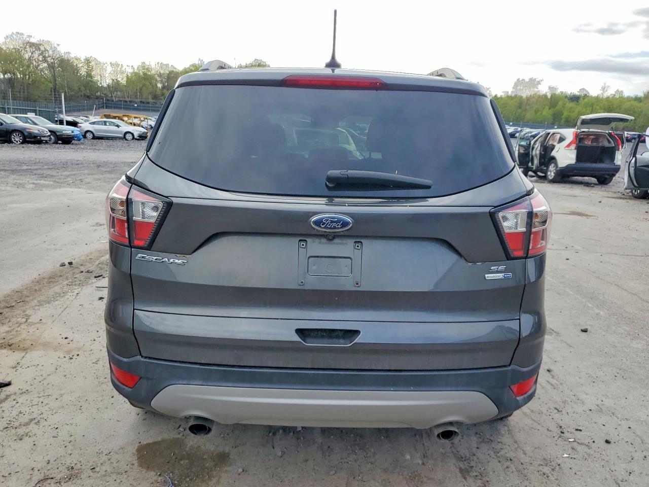 2018 FORD ESCAPE SE photo 11
