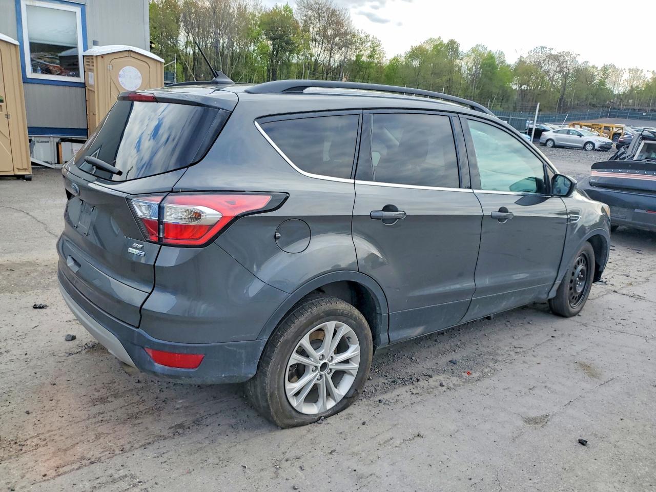 2018 FORD ESCAPE SE photo 5