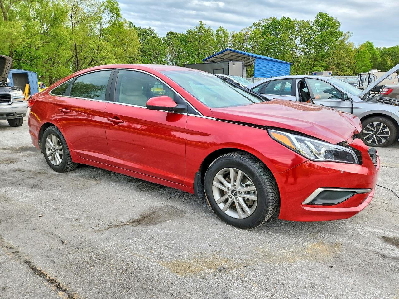 2017 HYUNDAI SONATA SE photo 10